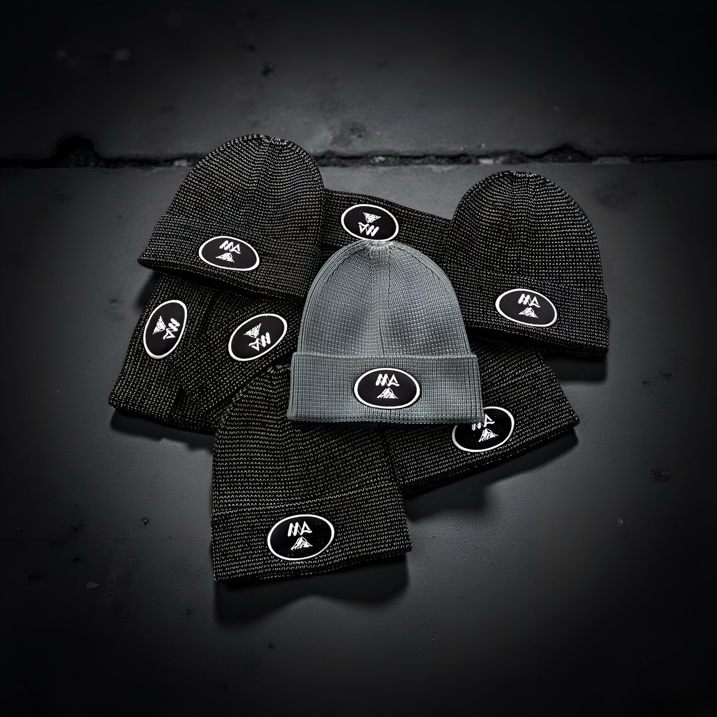 Reflecting beanie hat